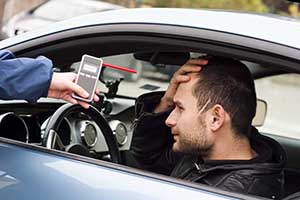 Multa por não soprar bafômetro