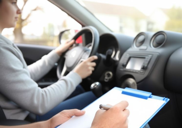 Justiça revoga liminar e garante continuidade das novas regras da CNH no Brasil